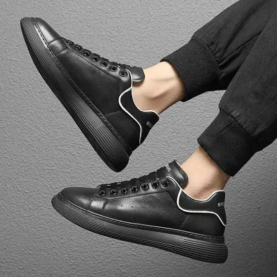 Versatile Men’s Black Casual Shoes